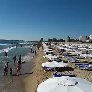 chateau-del-mar-apartman.sunnybeach-hotels.org/